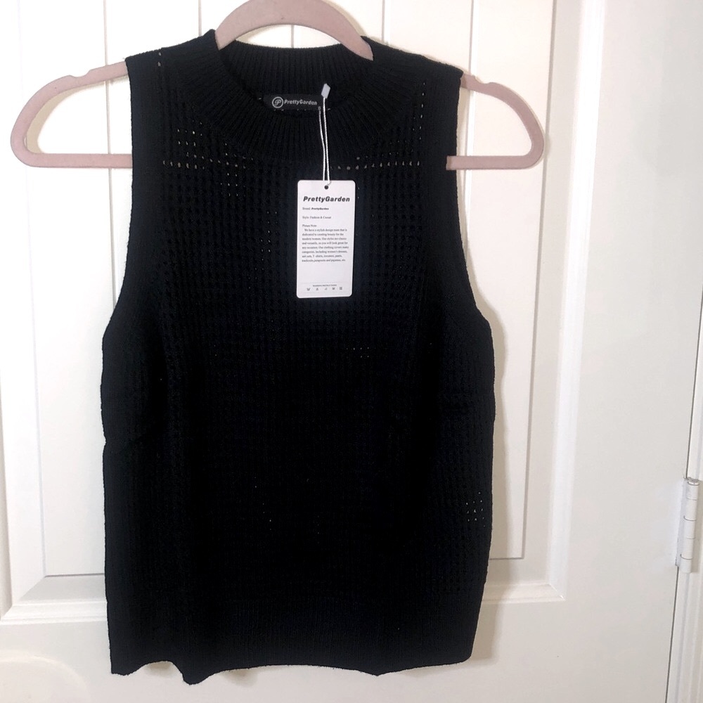 Elegant Black Sleeveless Knit Top
